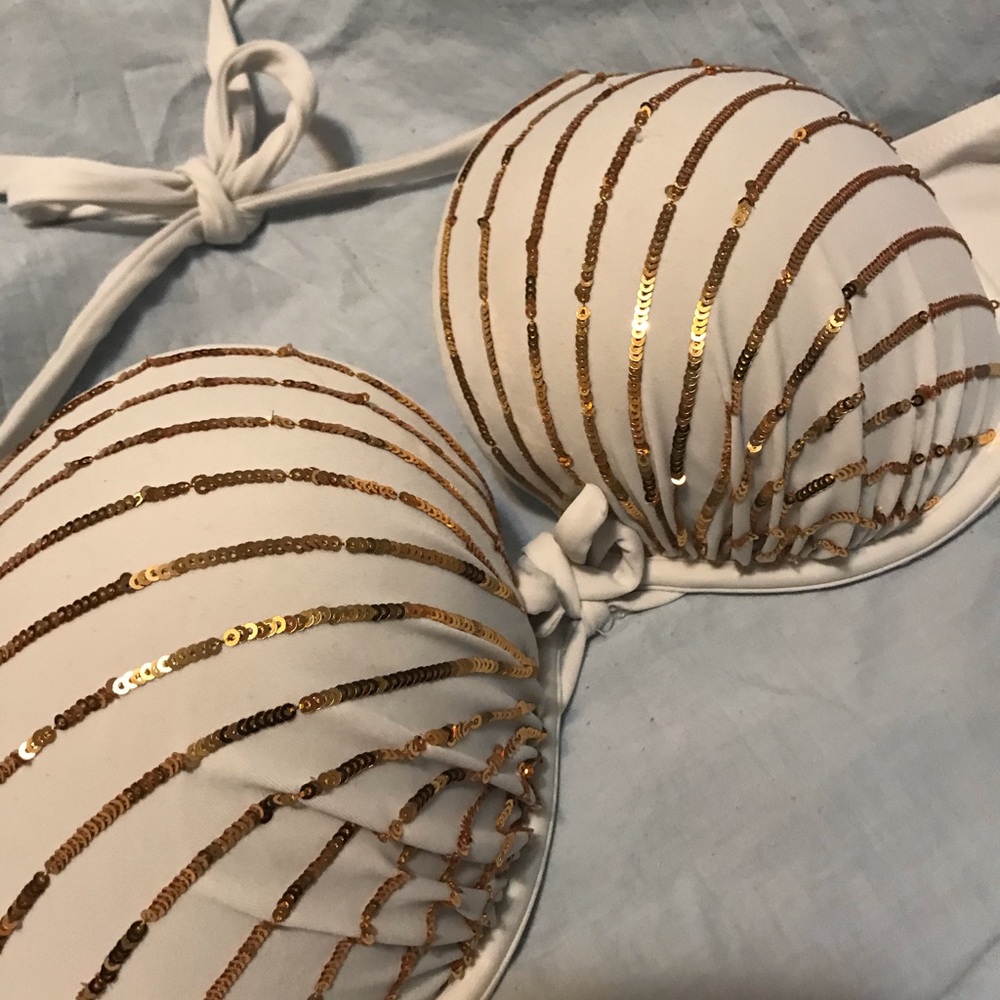 Victoria’s Secret Push-up Bikini Top 34DD